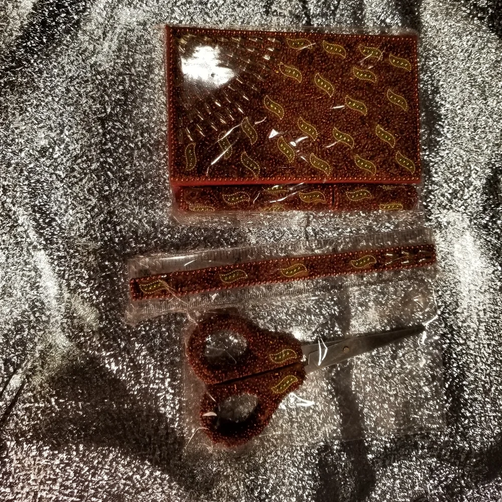 New Beaded office/desk set